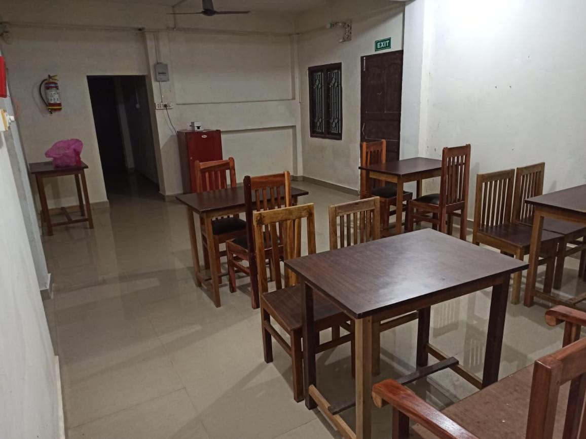 Punjab Residency Hotel พอร์ตแบลร์ ภายนอก รูปภาพ